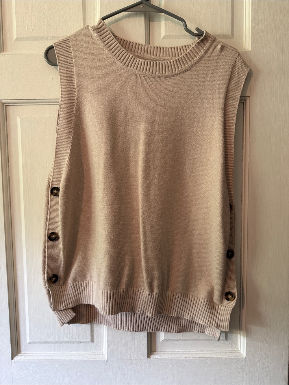 Amazon Women Sweater Vest in Beige with Side Buttons